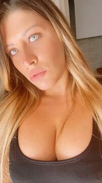 Blondegirl
