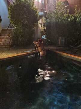 Serata in piscina